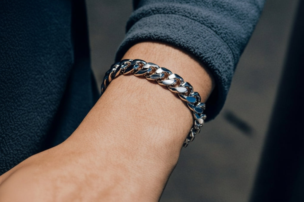 Natrix Cuba Chain